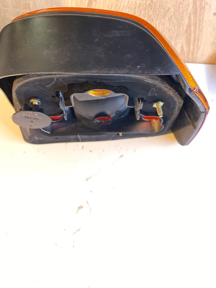 VW Golf 3 MK3 Rücklicht Links 1H6945111D