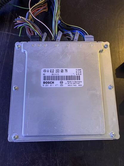 Mercedes W203 Motorsteuergerät A6121536879