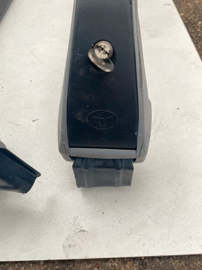 Toyota Avensis Dachgepäckträger mit Schloss