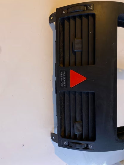 VW Touran 1T1 03-06 Luftdüse Luftausströmer mitte schwarz