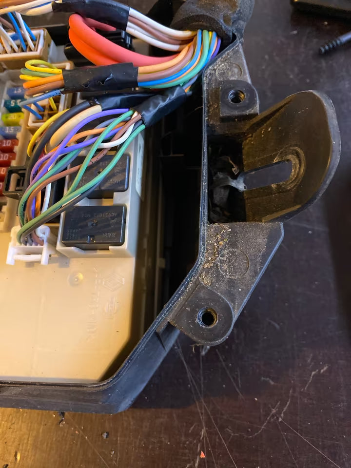 Renault Clio 3 Zentralelektronik 8200314276