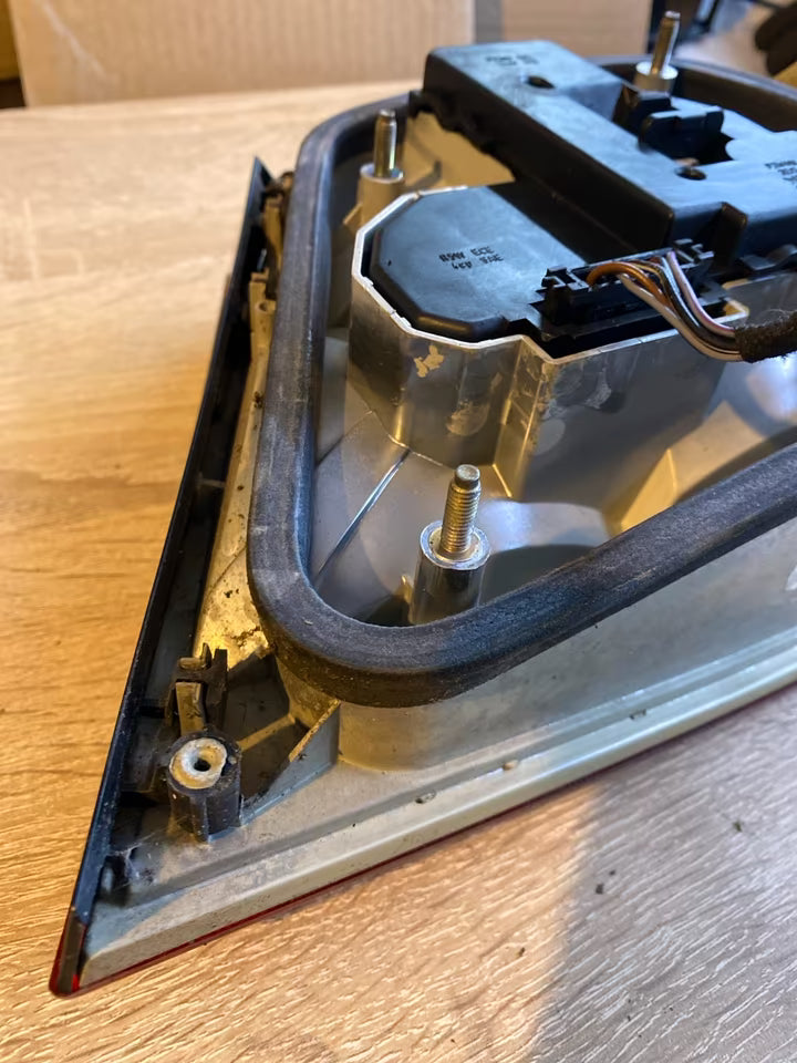 Mercedes W208 Rücklicht Links 2088200164