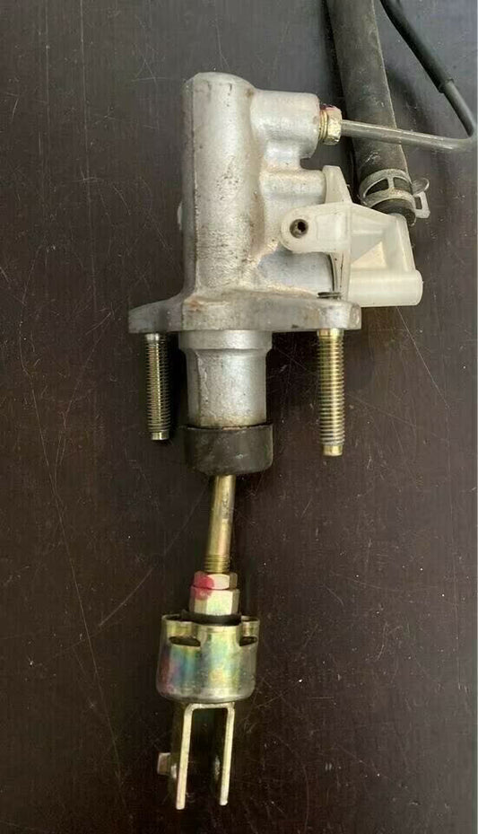 Toyota Corolla Verso E12 Hauptbremszylinder