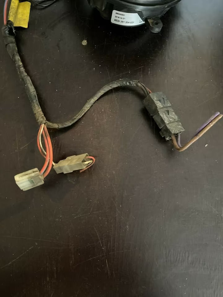 Mercedes W901-W902 Gebläsemotor 8EW351304021