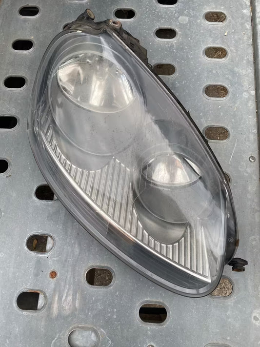 VW Golf 5 Frontscheinwerfer rechts
