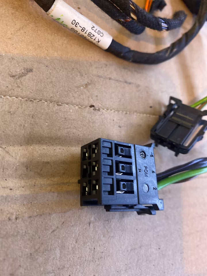 Mercedes W246 Tür vorne rechts Verkabelung Stecker