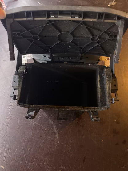 Nissan Primera P12 CDPlayer Konsole