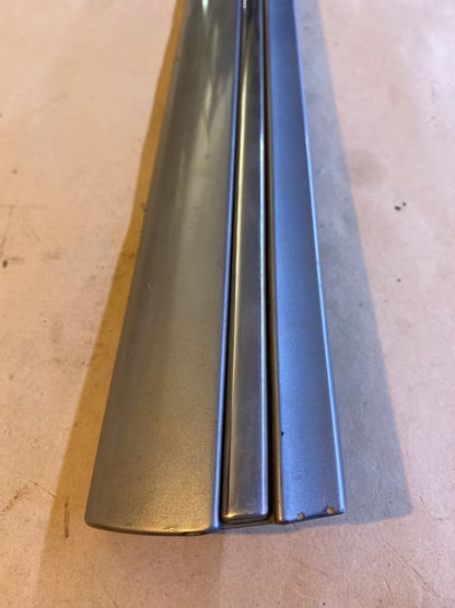 Mercedes W210Zierleisten links A2106900382