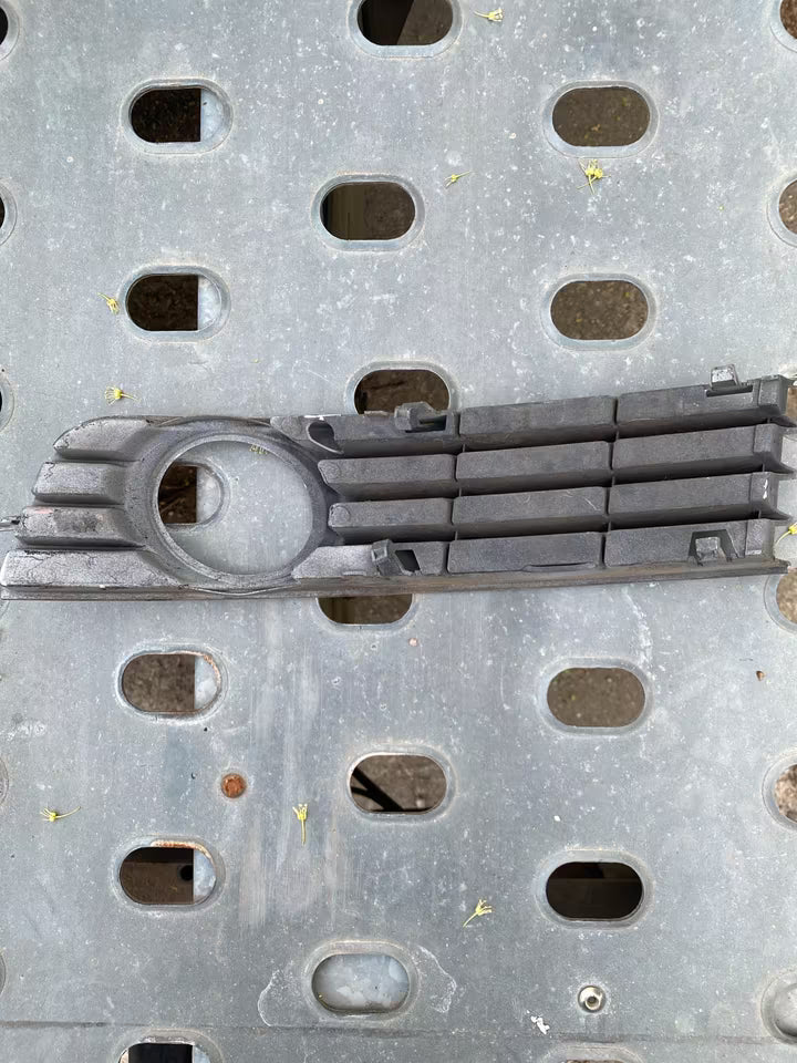 Audi A4 B6 Blende Nebelscheinwerfer