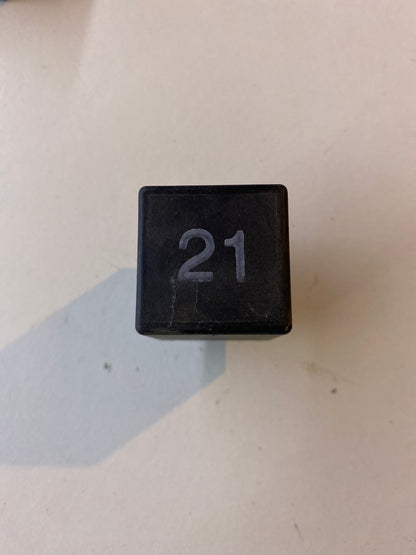 Relai Nr. 21 /191953227A