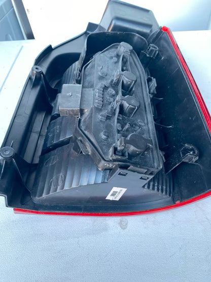 VW T5 Rücklicht 7H5945257 A Links