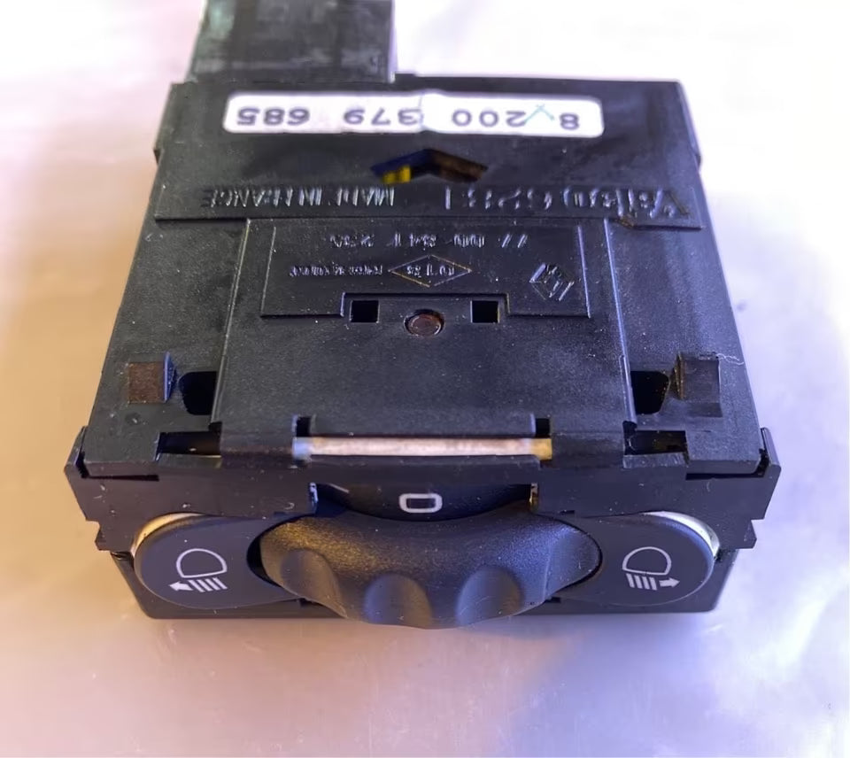 Renaul Kangoo Leuchtweitenregulierung 8200379685