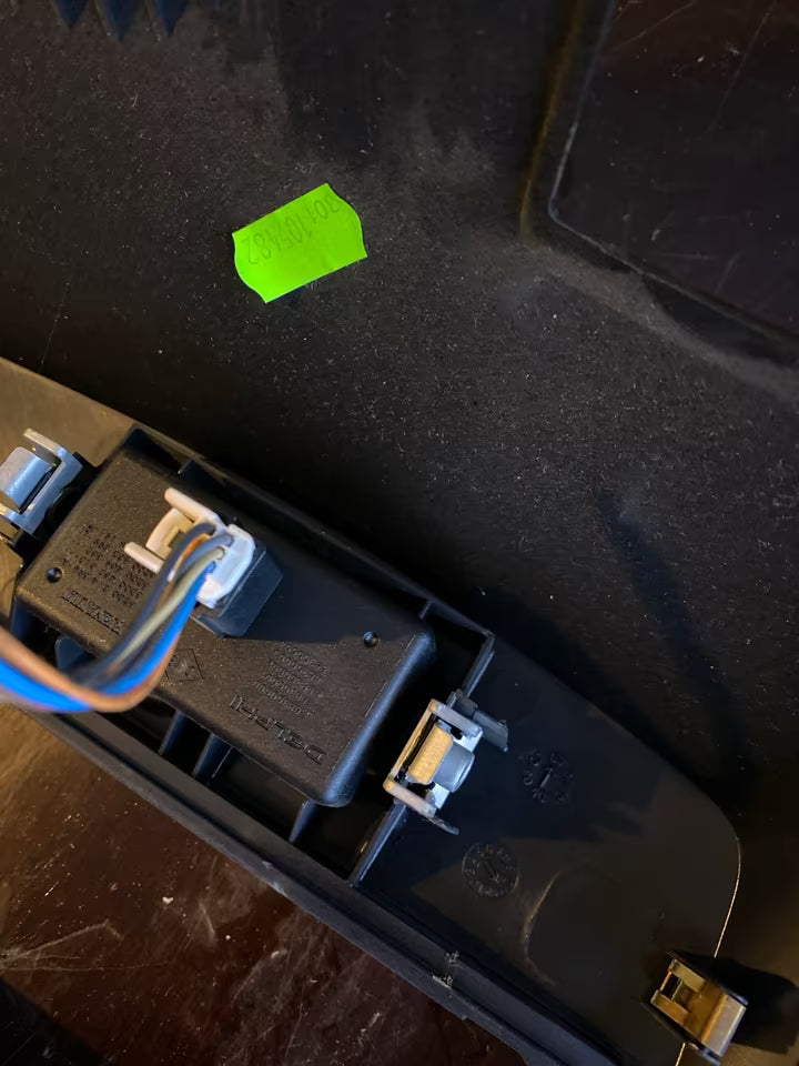 Renault Clio 2012 Blende mit Warnblinker