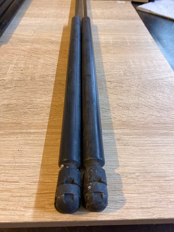 Honda Civic Vll EP1 Heckklappendämpfer 74870S5SE012M1