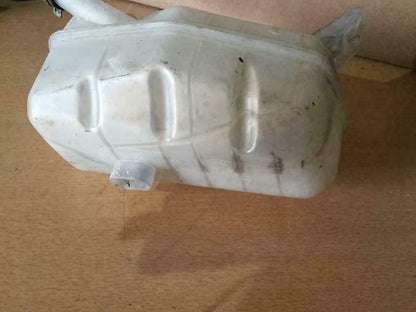 Renault Ausgleichsbehälter-Kühlwasserbehälter 8200273157