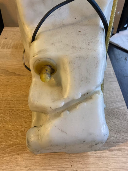 Mercedes W202 Wischwasserbehälter 2028690020HPO