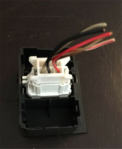 Nissan Primera P12 Schalter Zentralverriegelung 68485BA10