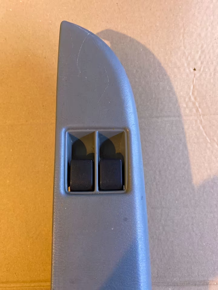 Nissan MICRA K11 (98-02) FENSTERHEBERSCHALTER mit Blende links