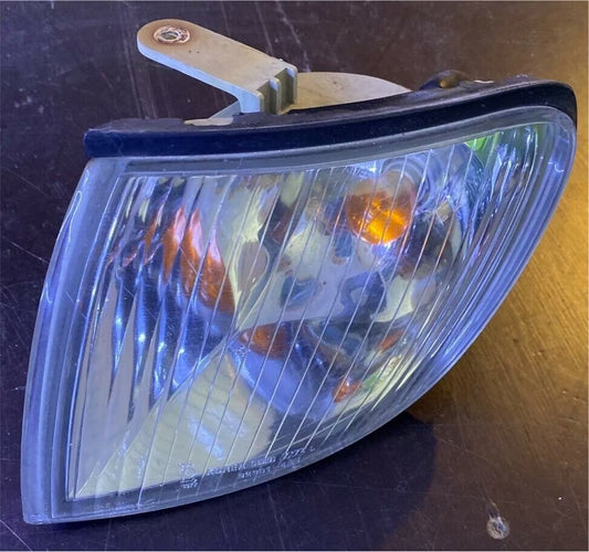 Hyundai H1 Starex Blinker Links 92301-4A5