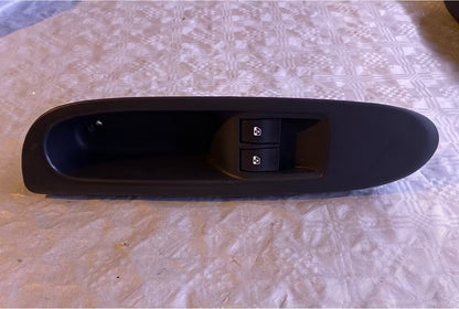 Renault Clio 2 Fensterheberschalter Links 8200084003