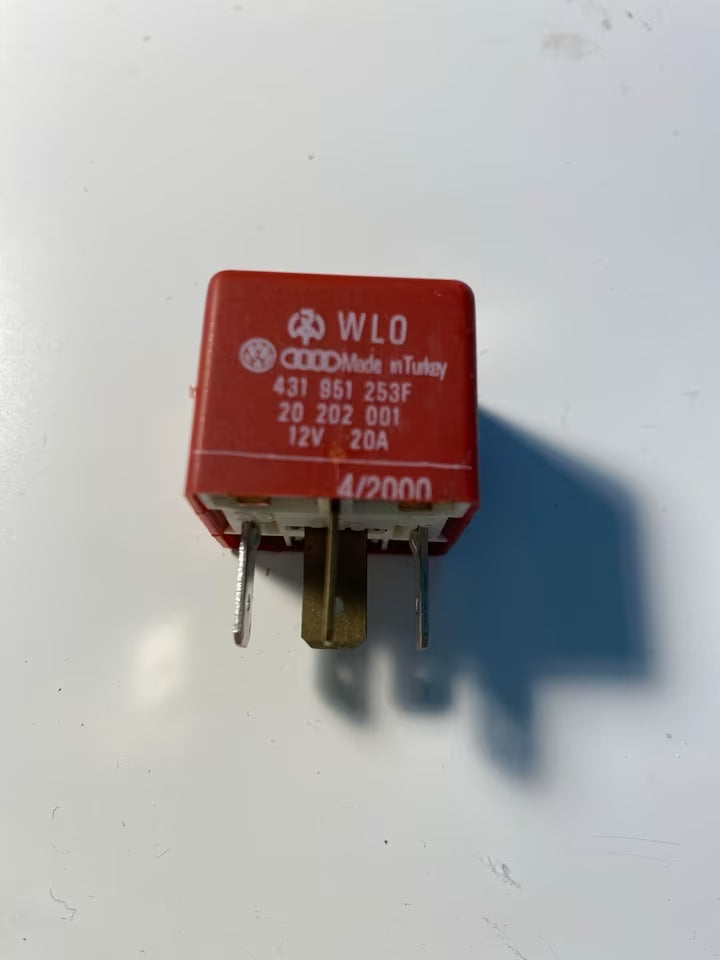 Relais 206 431951253F VW Audi
