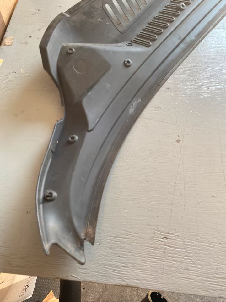 Fiat Ducato 2004 Rechts Zierleiste Scheibenwischer 1330637080