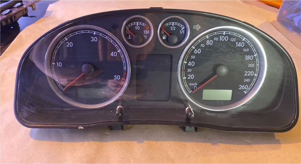 Original VW Passat 3BG 1,9 TDI Tacho Kombiinstrument 3B0920809