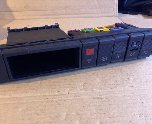 Audi 100 Schalter Schalterleiste
