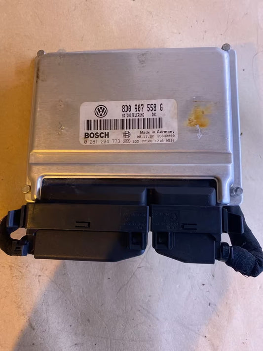 VW Passat B5 Motorsteuergerät Bj. 1996-2000 8D0907558G