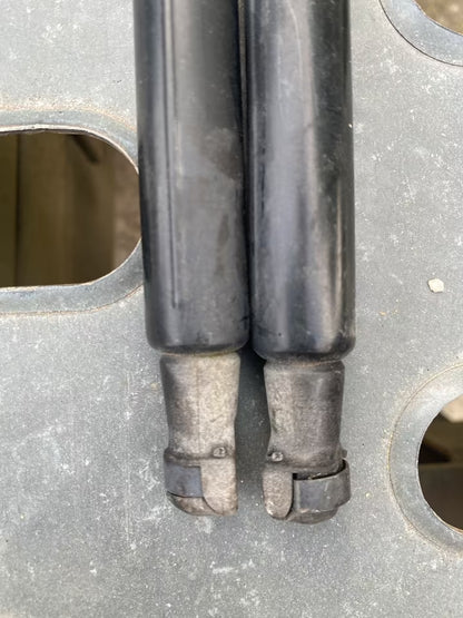Audi A4 B6 Avant Kofferraumklappe Gasfedern