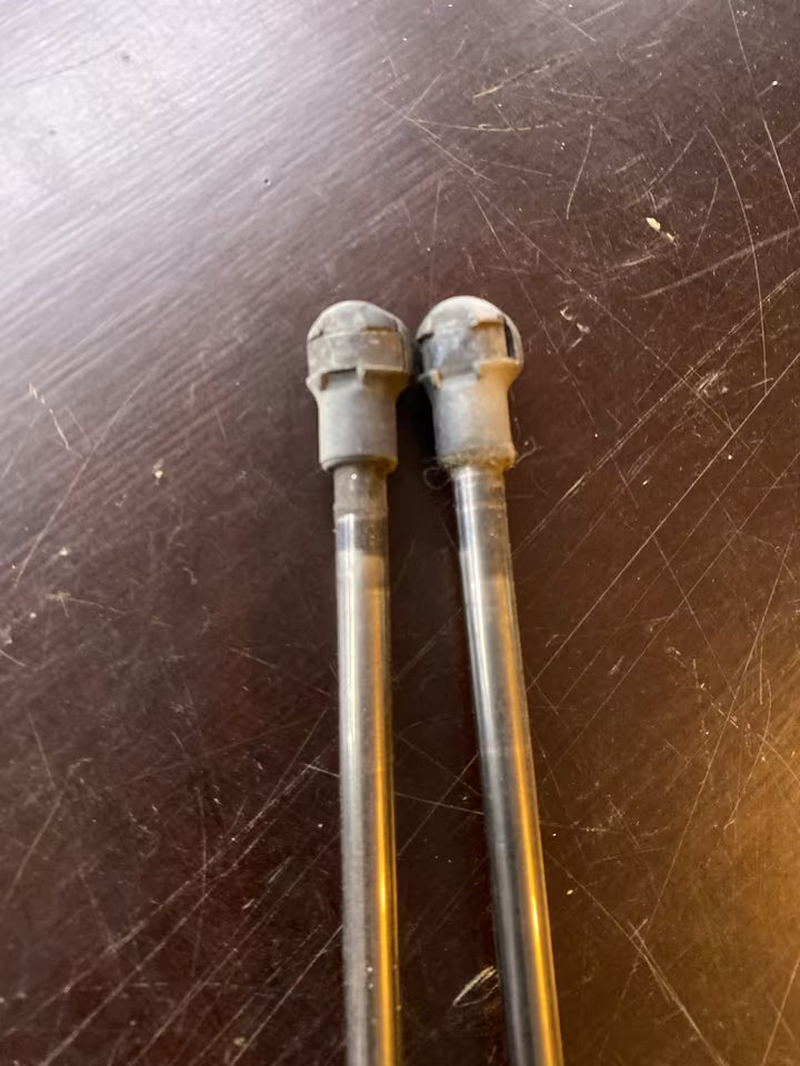 Mercedes W203 Gasfedern A2037400045