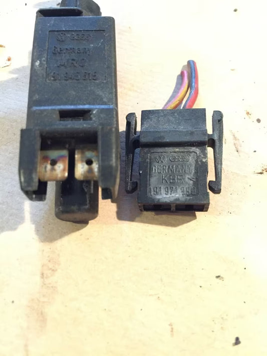 VW Bremslichtschalter 191945515