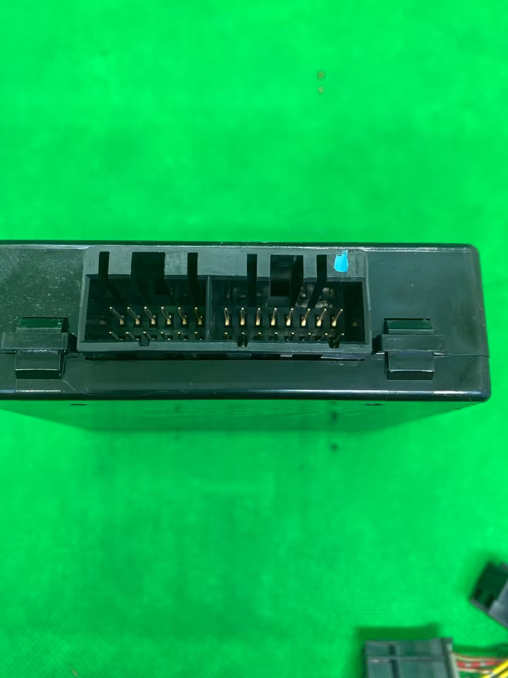 Nissan Primera P11 Steuergerät Klima 28520 9F500, 2J550 34701