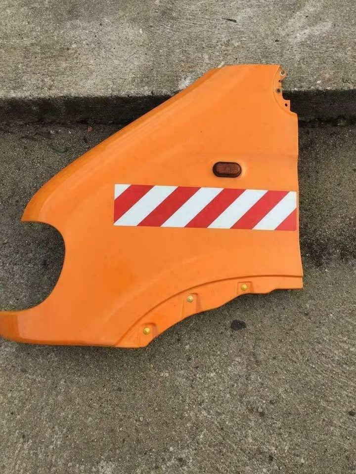 Opel Movano Kotflügel links & rechts