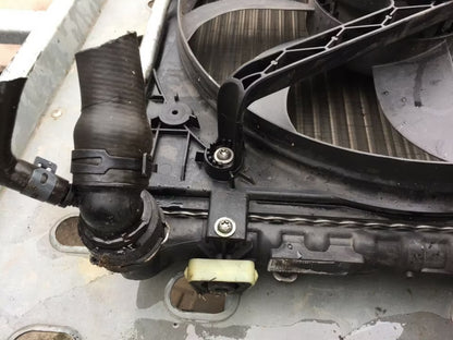 Skoda Fabia 1,4 er Motorkühler Kühler-Gebläse