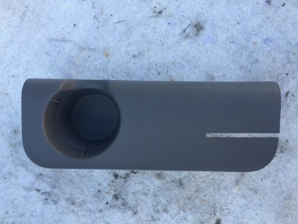 Hyundai H1 Travel Bj 2008- Tassenhalter Blende