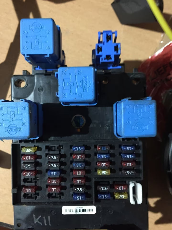 Nissan Micra K11 Relaikasten