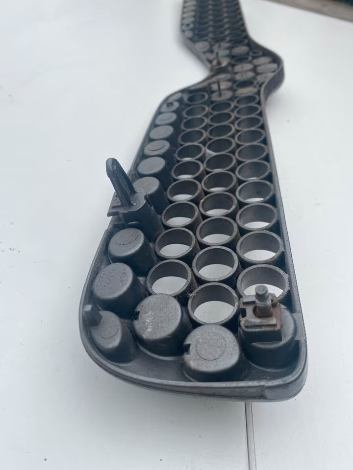 Toyota Yaris P1 Kühlergrill Original 53101 0D010