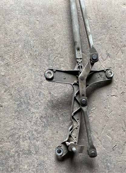 Mercedes Vito W639 Scheibenwischergestänge A6398200040