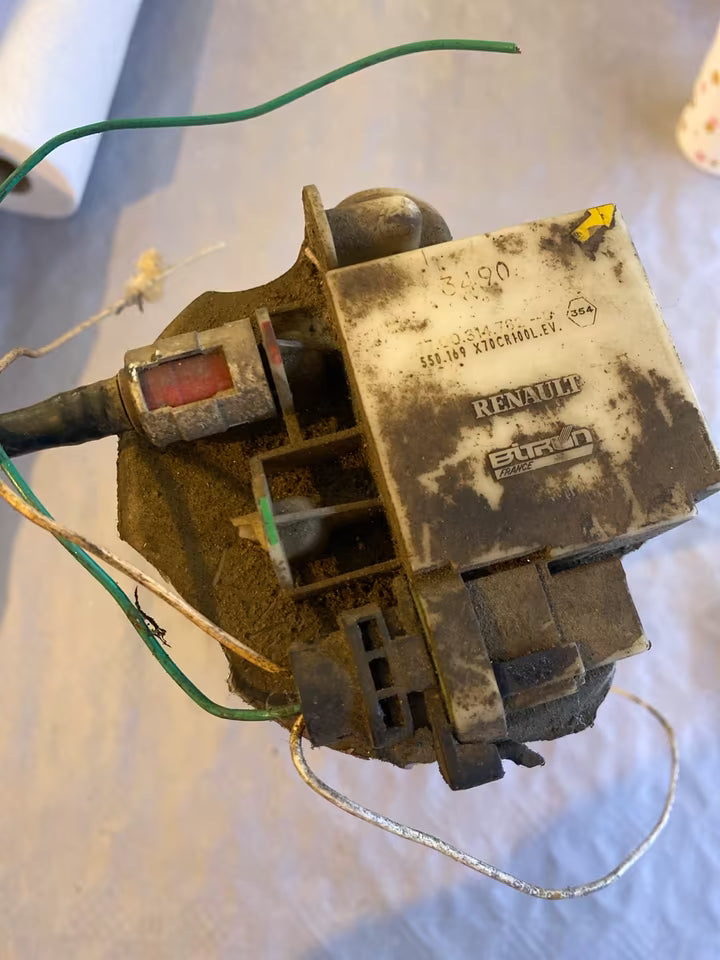 Renault Master II Benzin Pumpe 7700314762