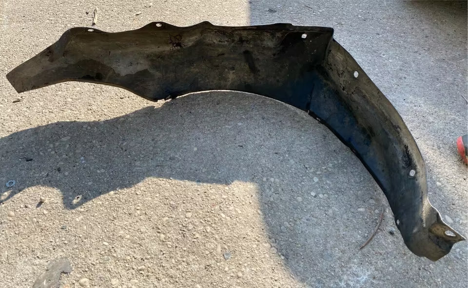 Nissan Micra K10 Radhausschalen