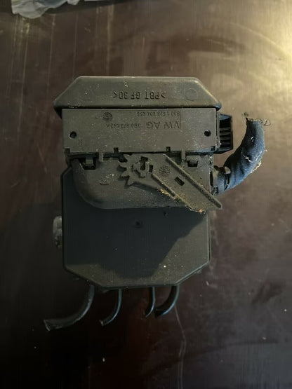 VW Passat 3B ABS Hydraulikbock 0265225124 4B0614517