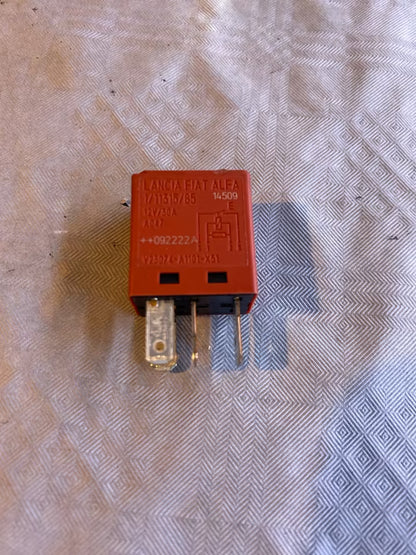 Relai Lancia Fiat Alfa V23074A1101X51