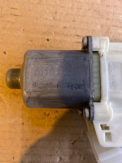 Mercedes W246 Fensterheber Motor Vorne Rechts 0130822691