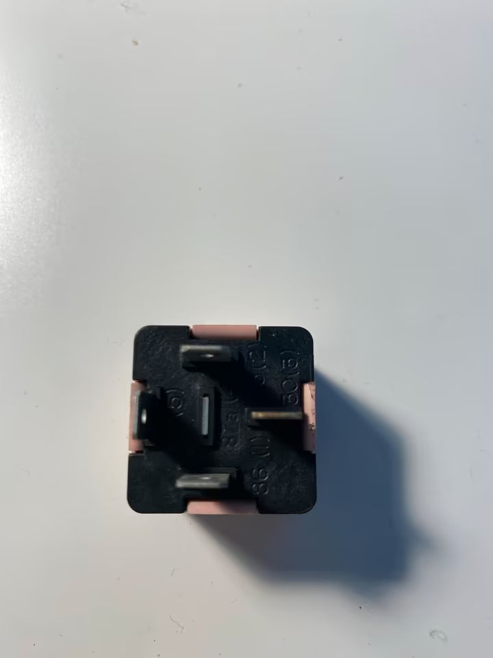 Relais 8200338695 Renault