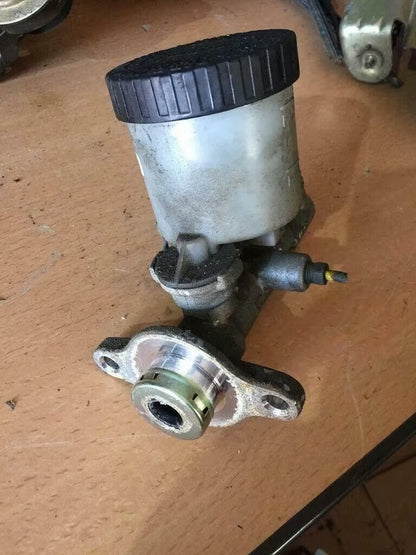 Nissan Micra K10 Hauptbremszylinder/ ohne Deckel