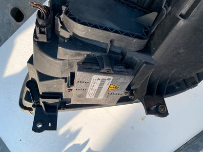 VW Touran 1T Frontscheinwerfer Rechts xénon 0301205272