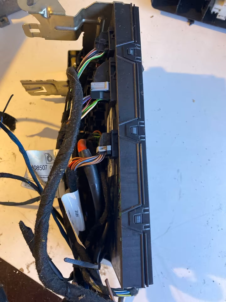 MERCEDES BENZ W203 Sam Sicherungskasten 2035450701