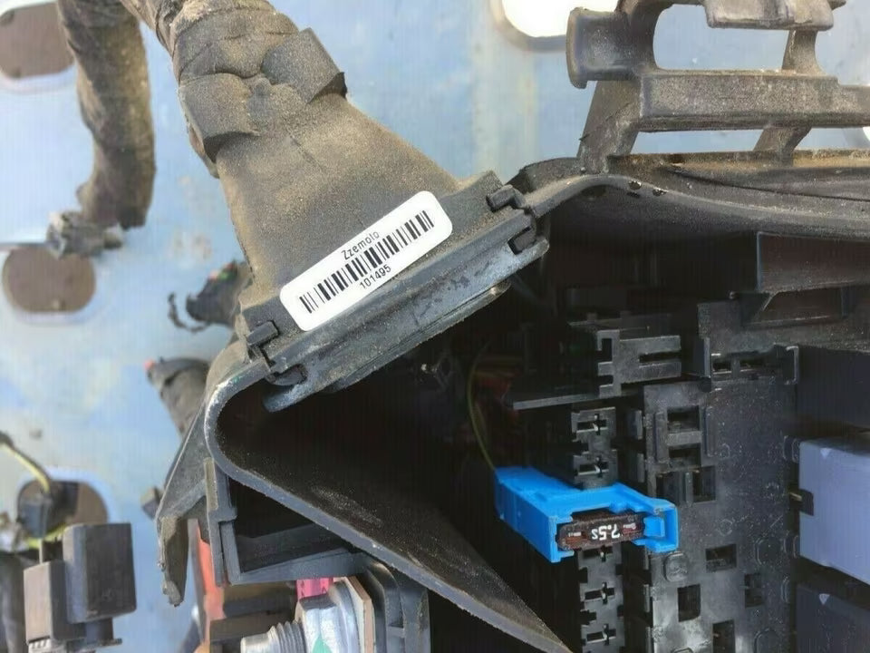 Mercedes B200 W246 Relaikasten