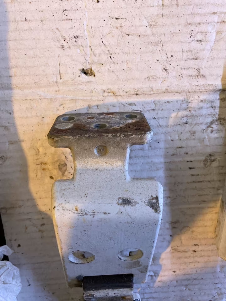 MERCEDES-BENZ SPRINTER 3-t Scharniere Furgon 906 A9067400737